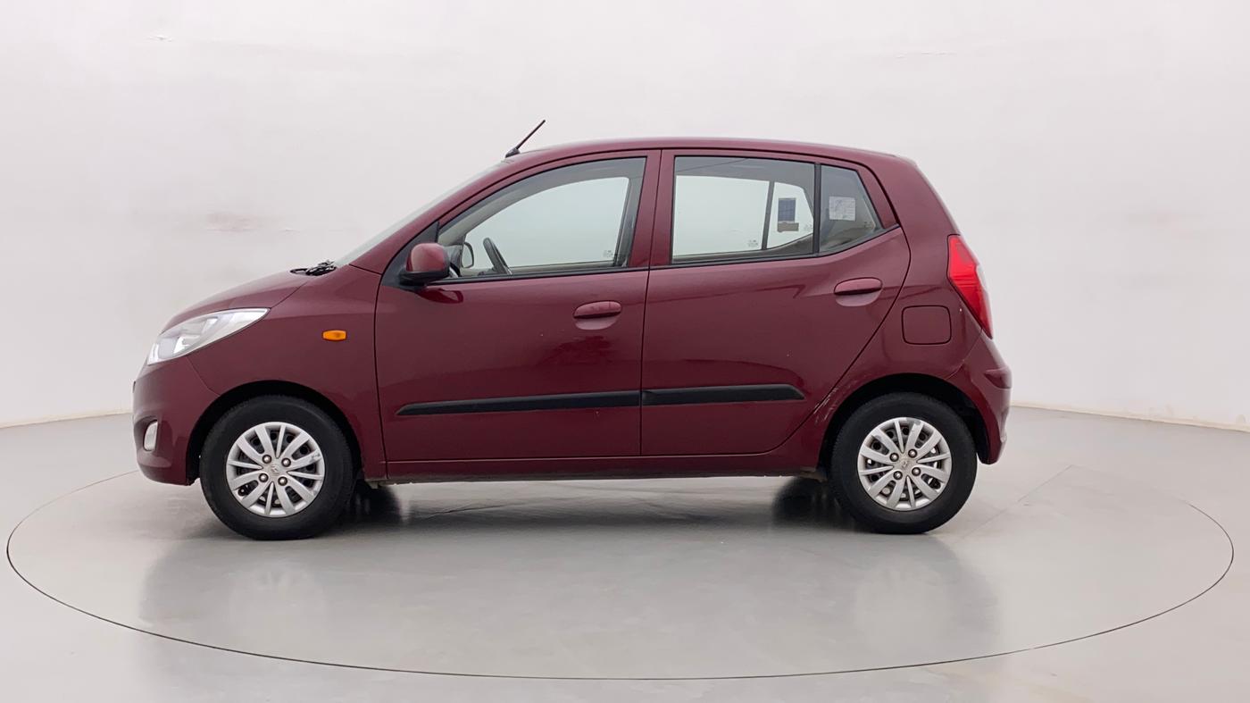 2016 Hyundai i10 SPORTZ 1.1, Petrol, Manual, 31,355 km, Left Side