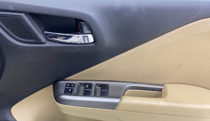 2015 Honda City 1.5L I-VTEC V MT, Petrol, Manual, 43,478 km, Driver Side Door Panels Control