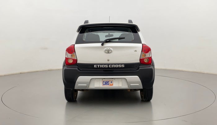 2015 Toyota Etios CROSS G, Petrol, Manual, 48,638 km, Back/Rear