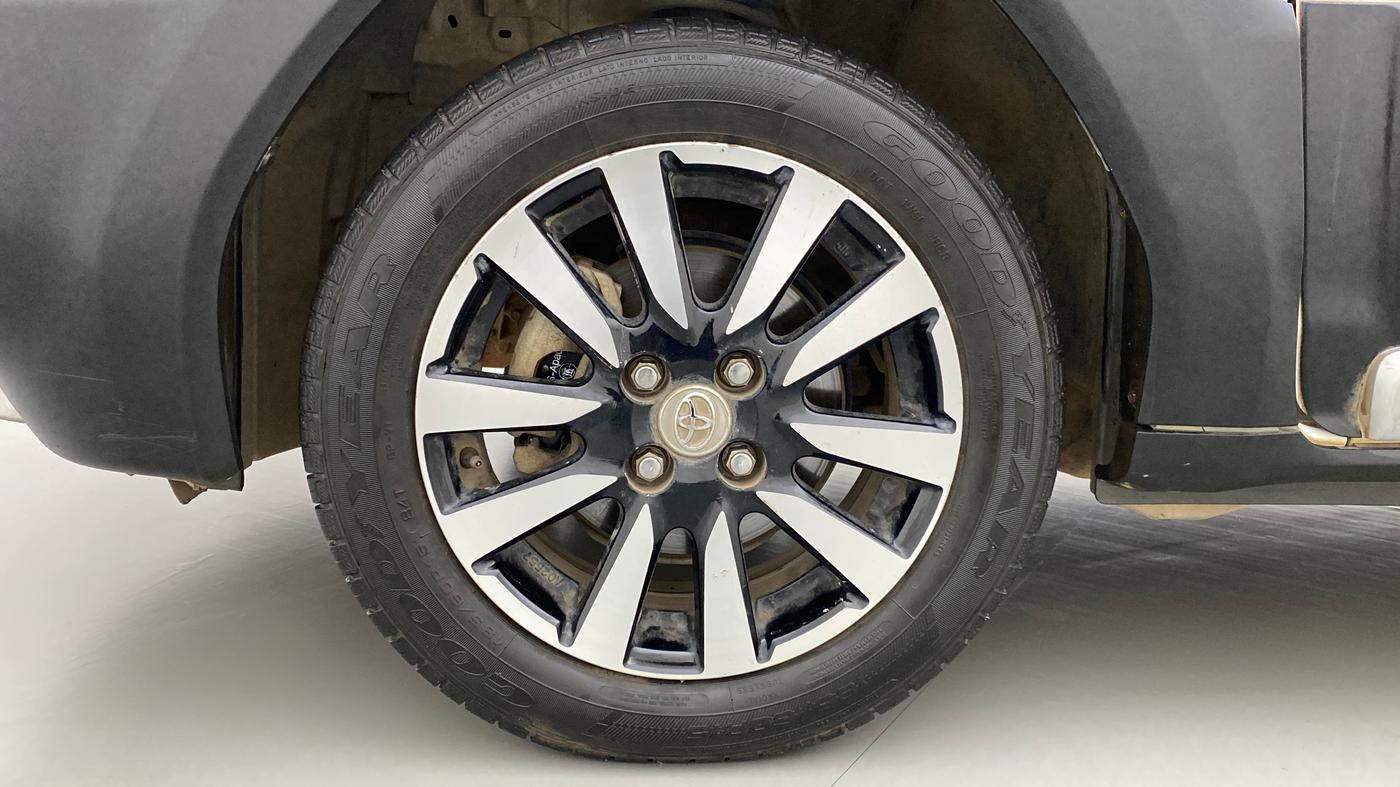 2015 Toyota Etios CROSS G, Petrol, Manual, 48,638 km, Left Front Wheel