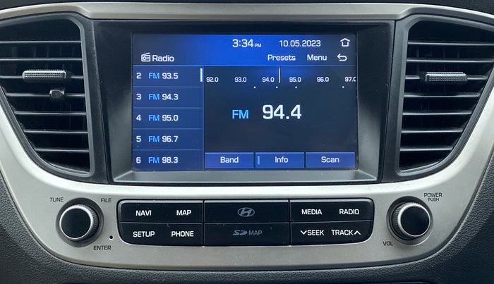 2017 Hyundai Verna 1.6 VTVT SX (O) AT, Petrol, Automatic, 68,196 km, Infotainment System