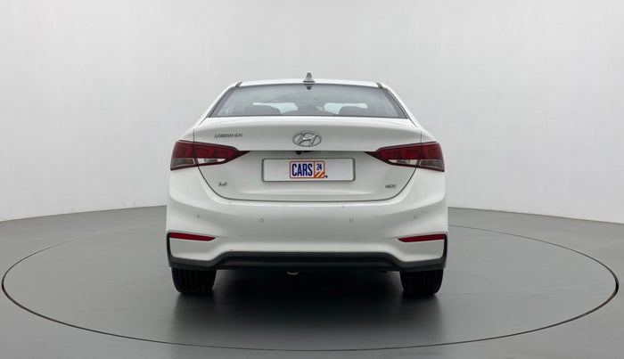 2017 Hyundai Verna 1.6 VTVT SX (O) AT, Petrol, Automatic, 68,196 km, Back/Rear