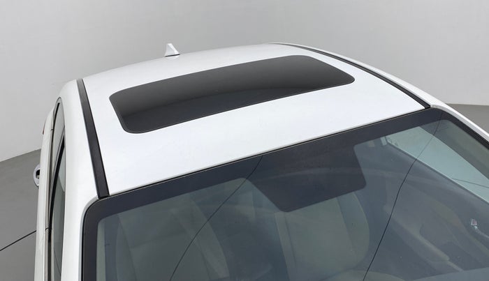 2017 Hyundai Verna 1.6 VTVT SX (O) AT, Petrol, Automatic, 68,196 km, Roof