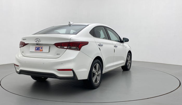 2017 Hyundai Verna 1.6 VTVT SX (O) AT, Petrol, Automatic, 68,196 km, Right Back Diagonal