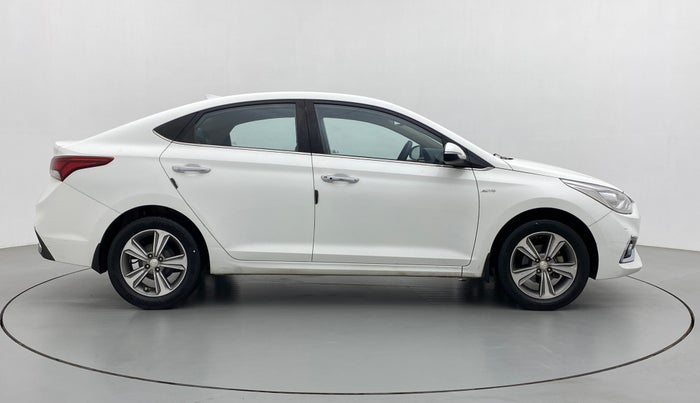 2017 Hyundai Verna 1.6 VTVT SX (O) AT, Petrol, Automatic, 68,196 km, Right Side View