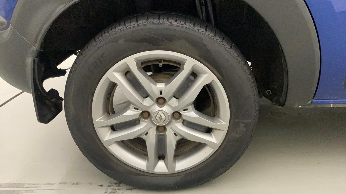 2019 Renault TRIBER RXZ, Petrol, Manual, 56,598 km, Right Rear Wheel