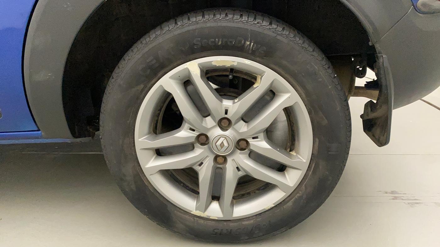 2019 Renault TRIBER RXZ, Petrol, Manual, 56,598 km, Left Rear Wheel