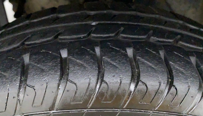 2018 Datsun Go Plus T, Petrol, Manual, 8,295 km, Left Front Tyre Tread