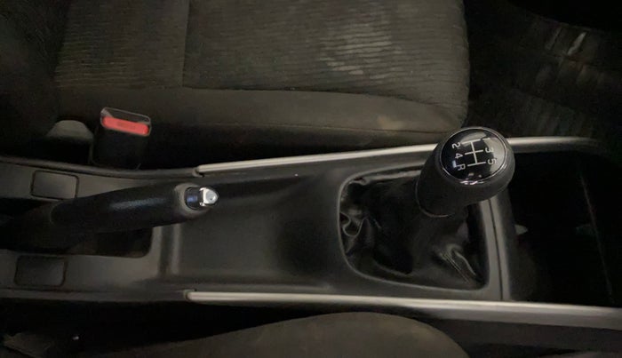 2017 Maruti Baleno DELTA PETROL 1.2, Petrol, Manual, 92,882 km, Gear Lever