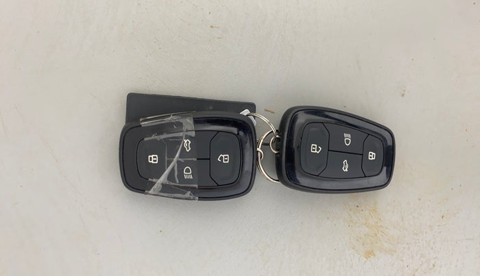 2022 Tata NEXON XZ PLUS (HS) DIESEL, Diesel, Manual, 44,732 km, Key Close Up