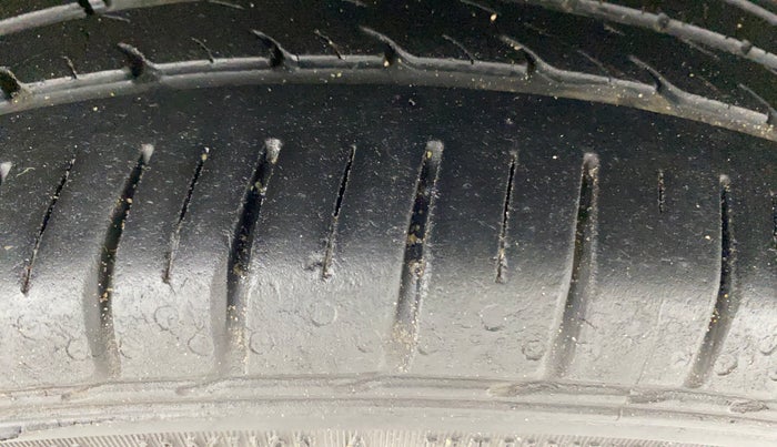 2018 Volkswagen Vento 1.2 TSI HIGHLINE PLUS AT, Petrol, Automatic, 70,589 km, Left Rear Tyre Tread