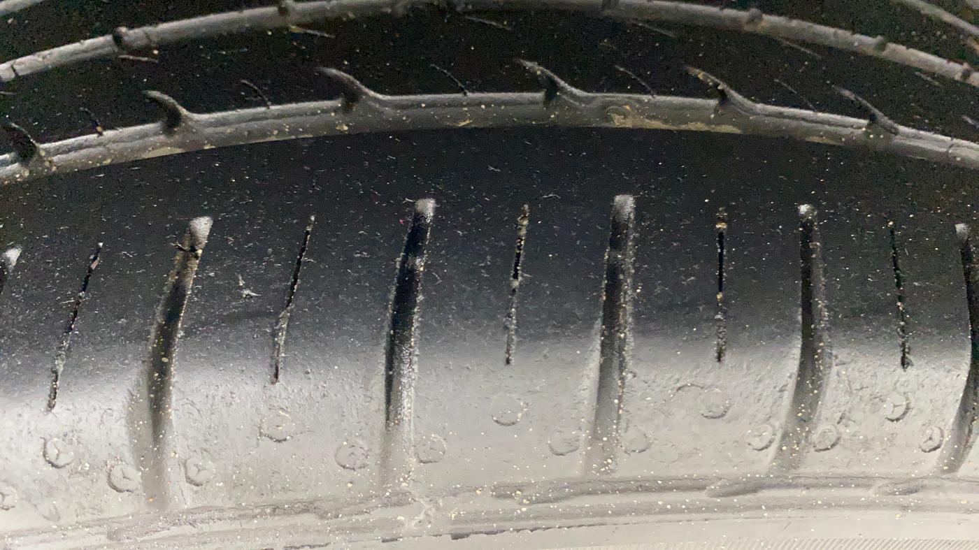 2018 Volkswagen Vento 1.2 TSI HIGHLINE PLUS AT, Petrol, Automatic, 70,740 km, Right Rear Tyre Tread