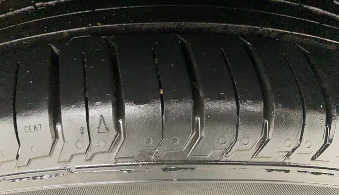 2022 Hyundai NEW I20 ASTA (O) 1.2 AT, Petrol, Automatic, 21,469 km, Left Rear Tyre Tread