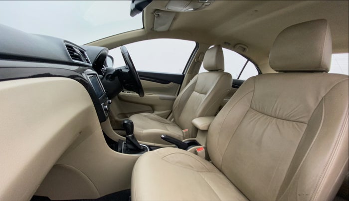 2017 Maruti Ciaz ALPHA  AT 1.4  PETROL, Petrol, Automatic, 75,757 km, Right Side Front Door Cabin