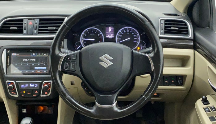 2017 Maruti Ciaz ALPHA  AT 1.4  PETROL, Petrol, Automatic, 75,757 km, Steering Wheel Close Up