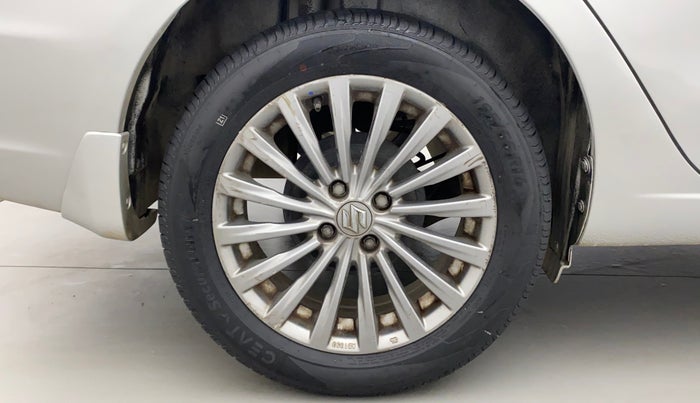 2017 Maruti Ciaz ALPHA  AT 1.4  PETROL, Petrol, Automatic, 75,757 km, Right Rear Wheel