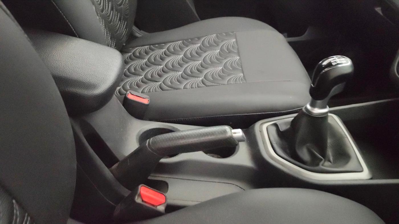 2017 Hyundai Creta E PLUS 1.6 PETROL, Petrol, Manual, 79,784 km, Gear Lever
