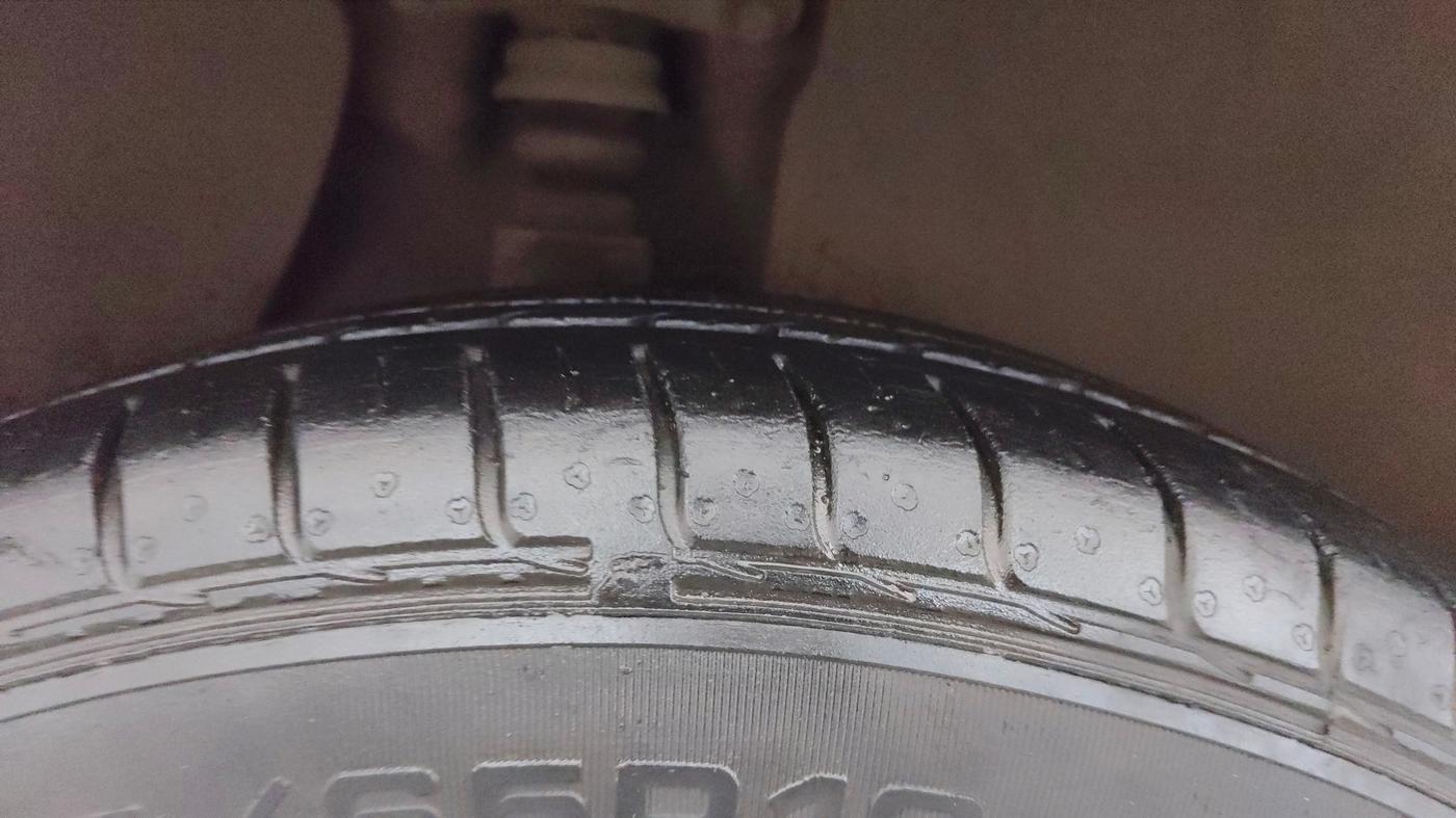 2017 Hyundai Creta E PLUS 1.6 PETROL, Petrol, Manual, 79,784 km, Right Rear Tyre Tread