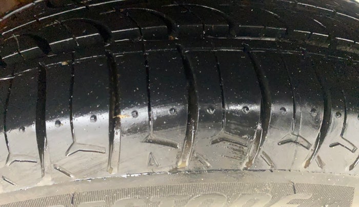 2016 Maruti Alto K10 VXI AMT, Petrol, Automatic, 55,493 km, Left Rear Tyre Tread