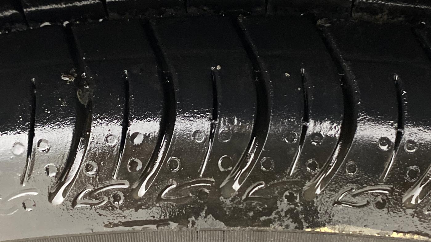 2014 Maruti Celerio VXI AMT, Petrol, Automatic, 59,727 km, Right Front Tyre Tread