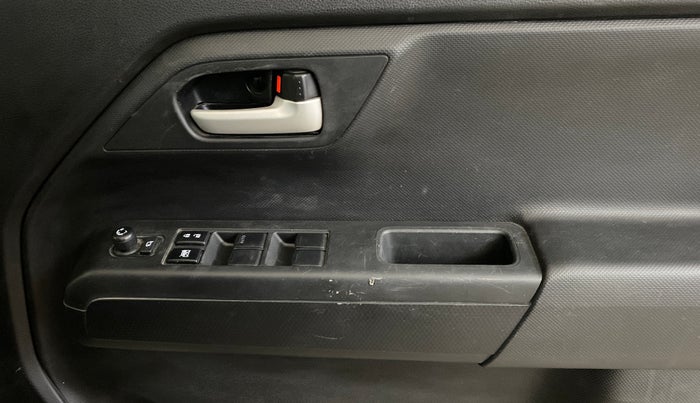 2023 Maruti New Wagon-R ZXI PLUS 1.2, Petrol, Manual, 58,031 km, Driver Side Door Panels Control