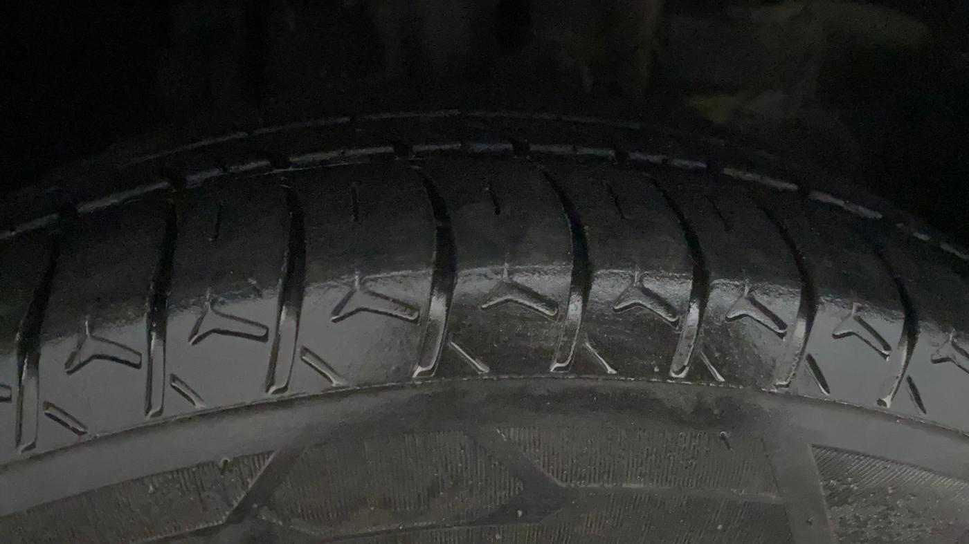 2022 Tata Tiago XZ PLUS CNG, CNG, Manual, 1,11,624 km, Right Front Tyre Tread