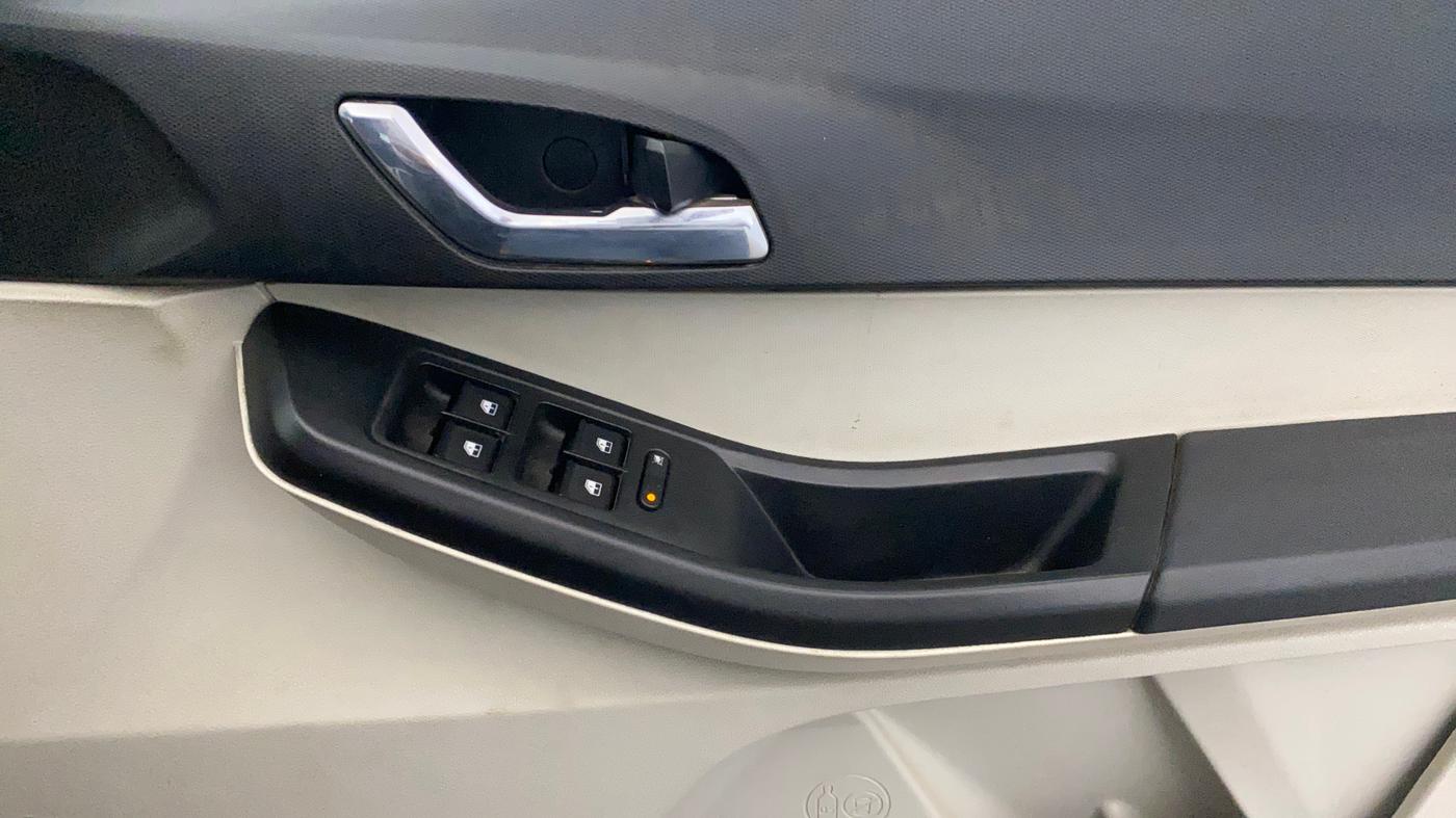 2022 Tata Tiago XZ PLUS CNG, CNG, Manual, 1,11,624 km, Driver Side Door Panels Control