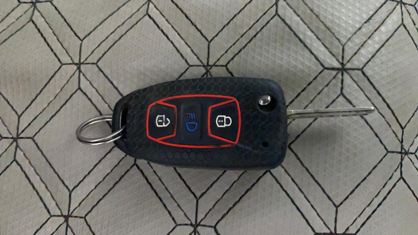 2022 Tata Tiago XZ PLUS CNG, CNG, Manual, 1,11,624 km, Key Close Up