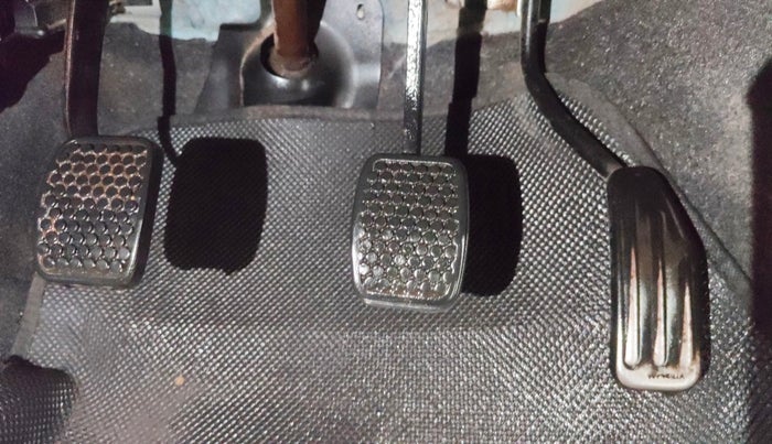 2014 Maruti Alto 800 LXI, Petrol, Manual, 66,811 km, Pedals