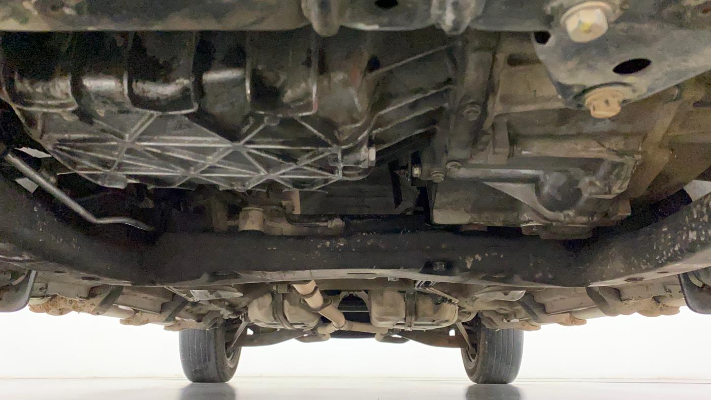 2014 Mahindra XUV500 W6, Diesel, Manual, 1,19,372 km, Front Underbody