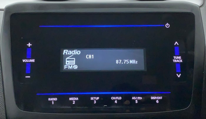 2021 Maruti Swift VXI, Petrol, Manual, 8,004 km, Infotainment System