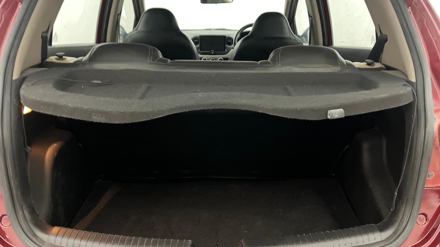 2014 Hyundai Grand i10 SPORTZ 1.2 KAPPA VTVT, Petrol, Manual, 93,042 km, Boot Inside