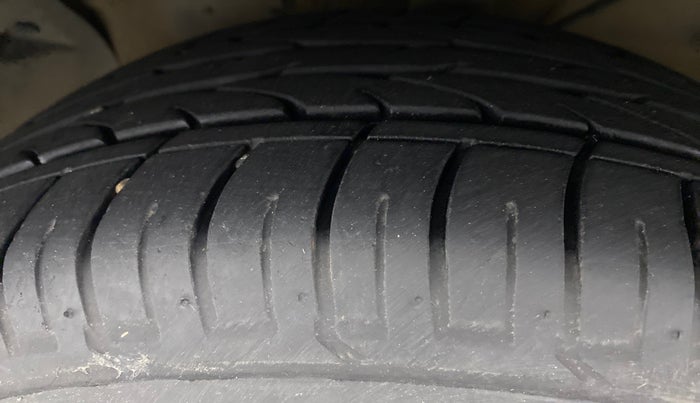 2018 Hyundai Creta 1.6 VTVT SX AUTO, Petrol, Automatic, 49,047 km, Left Front Tyre Tread