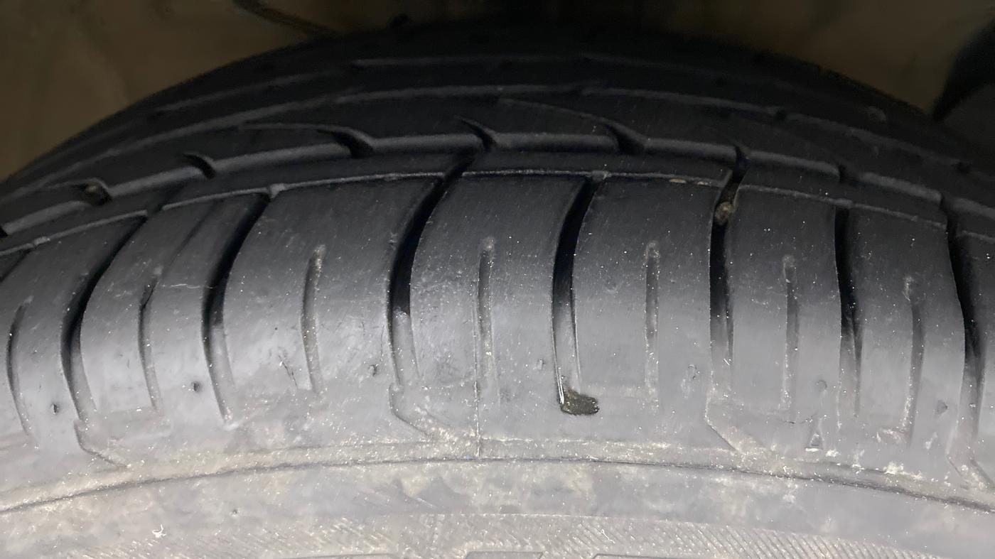 2018 Hyundai Creta 1.6 VTVT SX AUTO, Petrol, Automatic, 49,047 km, Right Front Tyre Tread