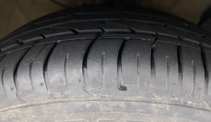2018 Hyundai Creta 1.6 VTVT SX AUTO, Petrol, Automatic, 49,047 km, Right Front Tyre Tread