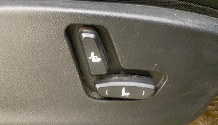 2019 MG HECTOR SHARP 2.0 DIESEL, Diesel, Manual, 75,579 km, Driver Side Adjustment Panel