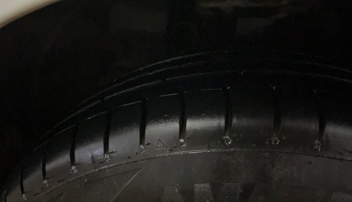 2024 Tata Tiago XT CNG, CNG, Manual, 44,879 km, Left Front Tyre Tread