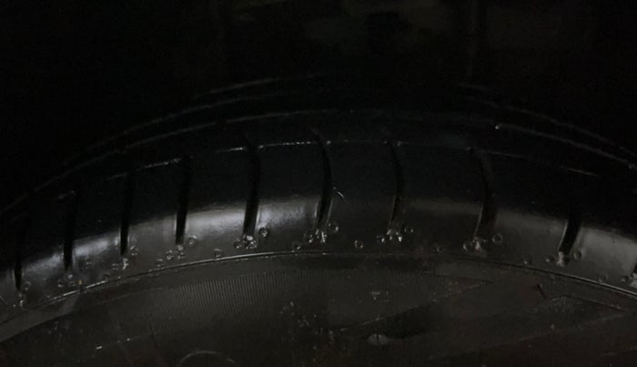 2024 Tata Tiago XT CNG, CNG, Manual, 44,879 km, Right Front Tyre Tread