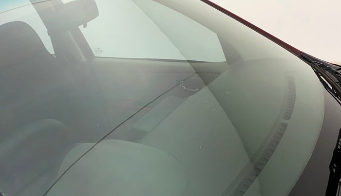 2016 Hyundai i10 SPORTZ 1.1, Petrol, Manual, 60,867 km, Front windshield - Minor spot on windshield