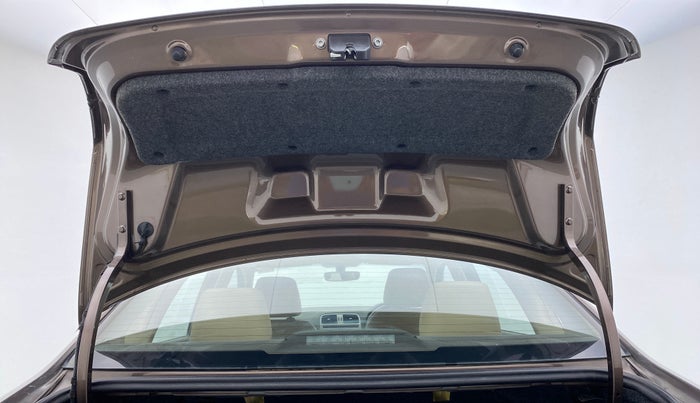 2016 Volkswagen Vento HIGHLINE PETROL, Petrol, Manual, 25,060 km, Boot Door Open