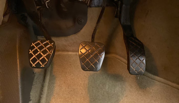 2016 Volkswagen Vento HIGHLINE PETROL, Petrol, Manual, 25,060 km, Pedals