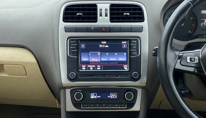 2016 Volkswagen Vento HIGHLINE PETROL, Petrol, Manual, 25,060 km, Air Conditioner