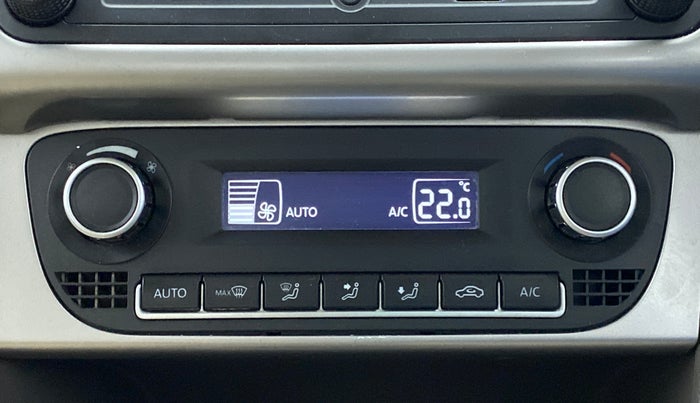 2016 Volkswagen Vento HIGHLINE PETROL, Petrol, Manual, 25,060 km, Automatic Climate Control