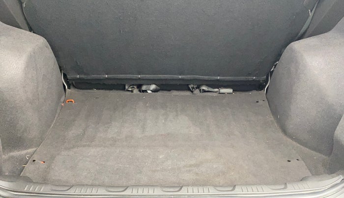 2017 Ford Ecosport TREND 1.5L DIESEL, Diesel, Manual, 1,23,476 km, Boot Inside