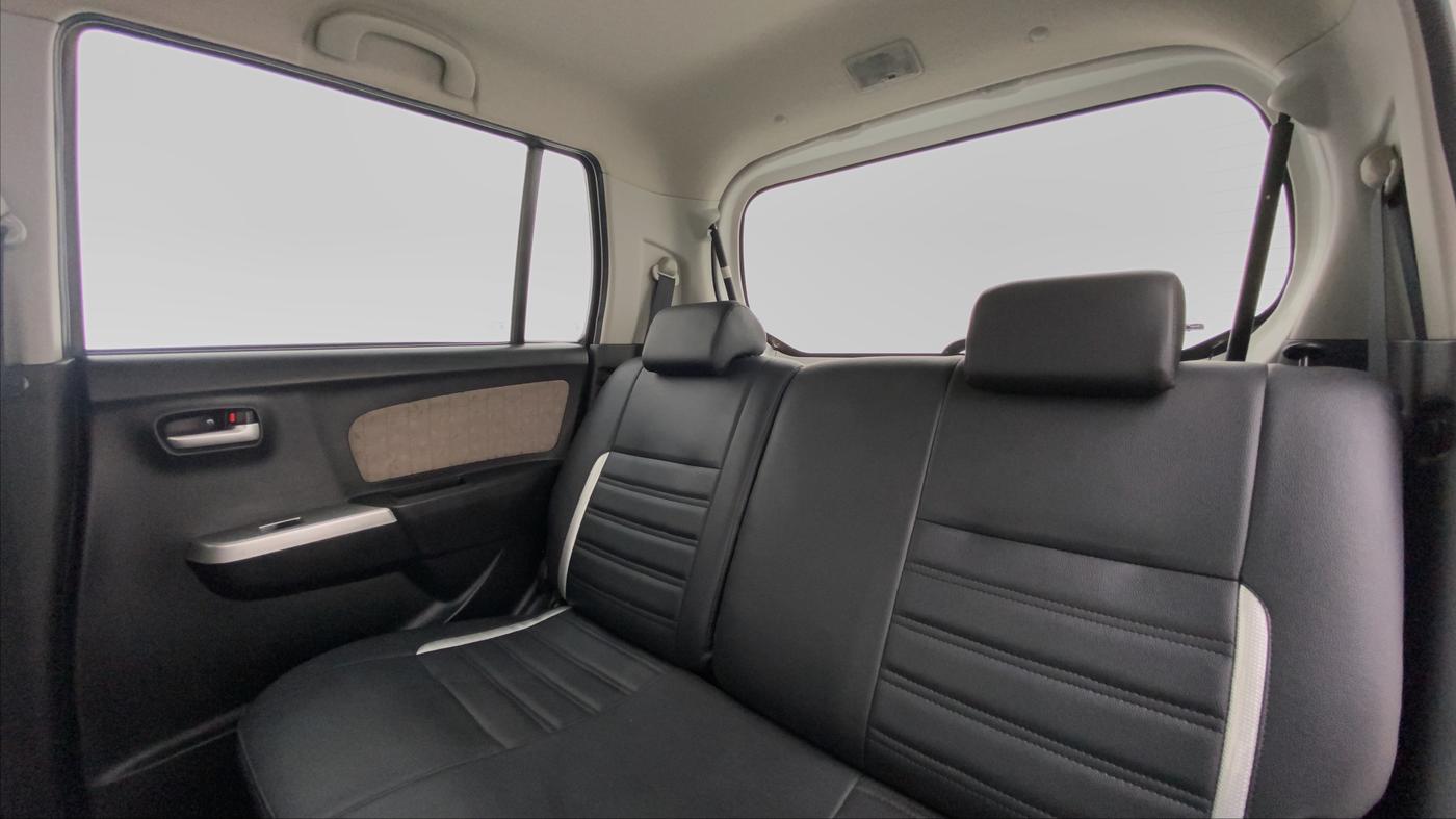 2016 Maruti Wagon R 1.0 VXI AMT, Petrol, Automatic, 27,300 km, Right Side Door Cabin View
