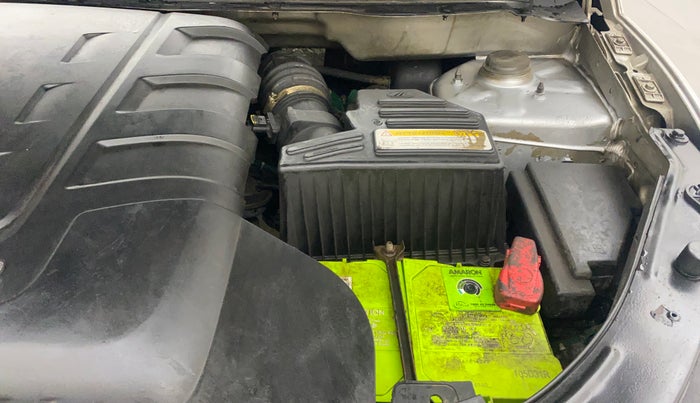 2015 Mahindra XUV500 W8, Diesel, Manual, 1,41,040 km, Engine View - Left