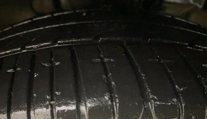 2021 Tata TIGOR XZ PLUS PETROL, Petrol, Manual, 31,966 km, Right Front Tyre Tread