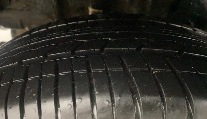 2021 Tata TIGOR XZ PLUS PETROL, Petrol, Manual, 31,966 km, Right Rear Tyre Tread