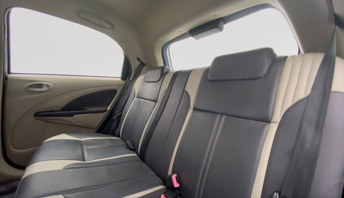 2012 Toyota Etios Liva D 4D GD SP, Diesel, Manual, 1,02,683 km, Right Side Rear Door Cabin