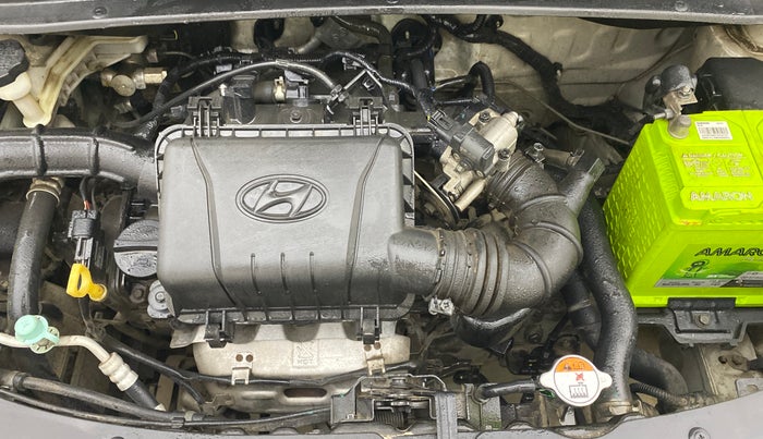 2015 Hyundai i10 MAGNA 1.1, Petrol, Manual, 28,251 km, Engine View
